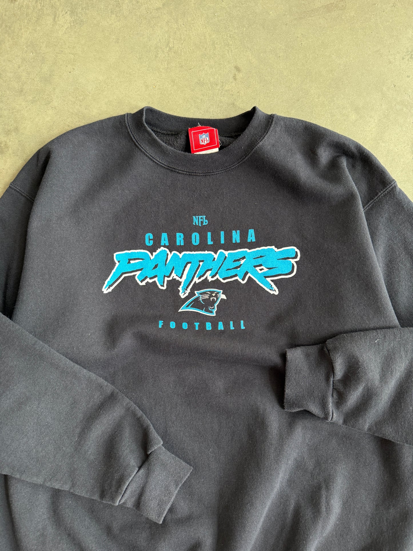 (XL) Carolina Panthers Crew
