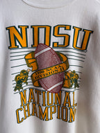 (XXL) 1990 North Dakota State University Football Crew