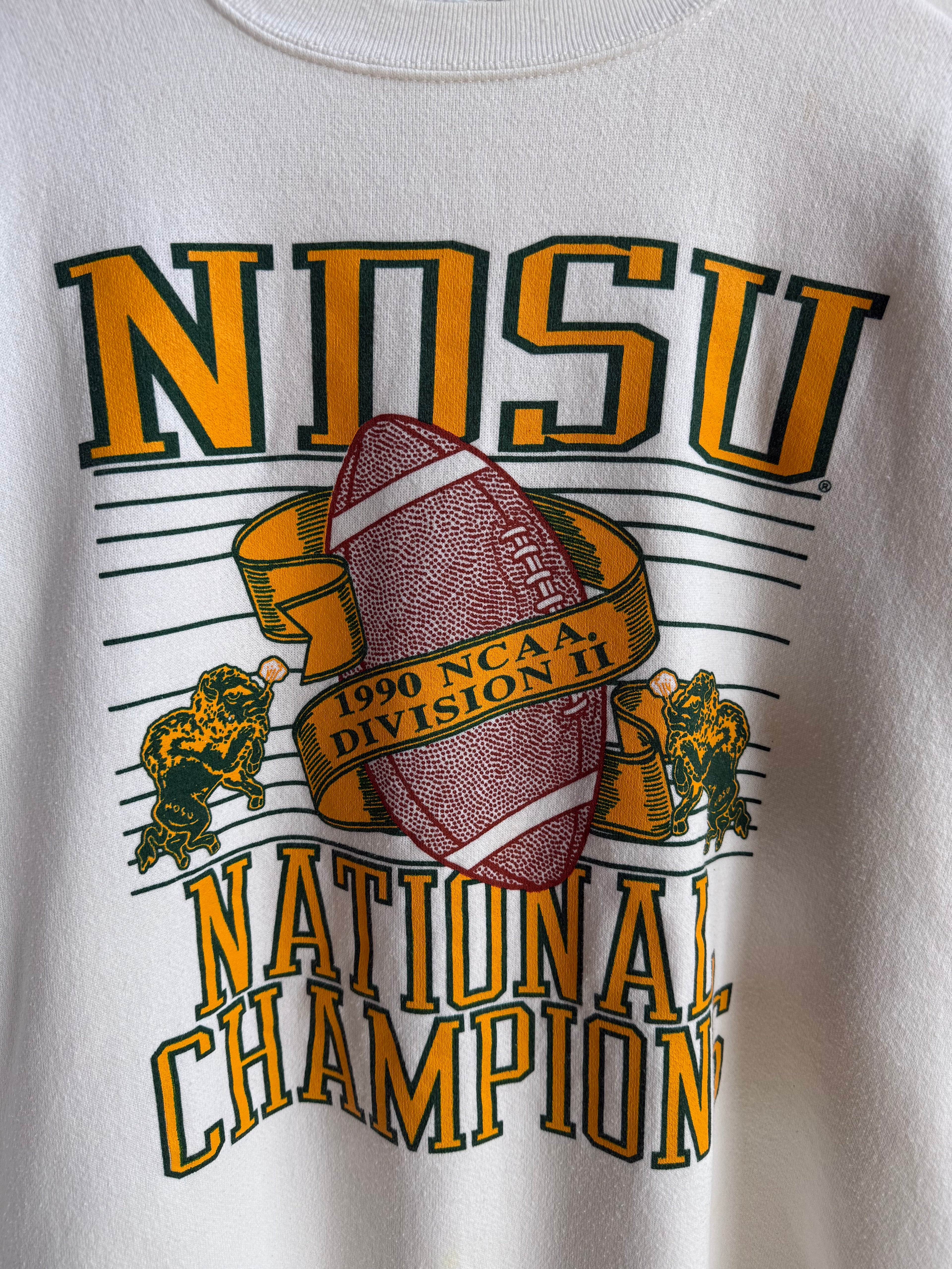 (XXL) 1990 North Dakota State University Football Crew