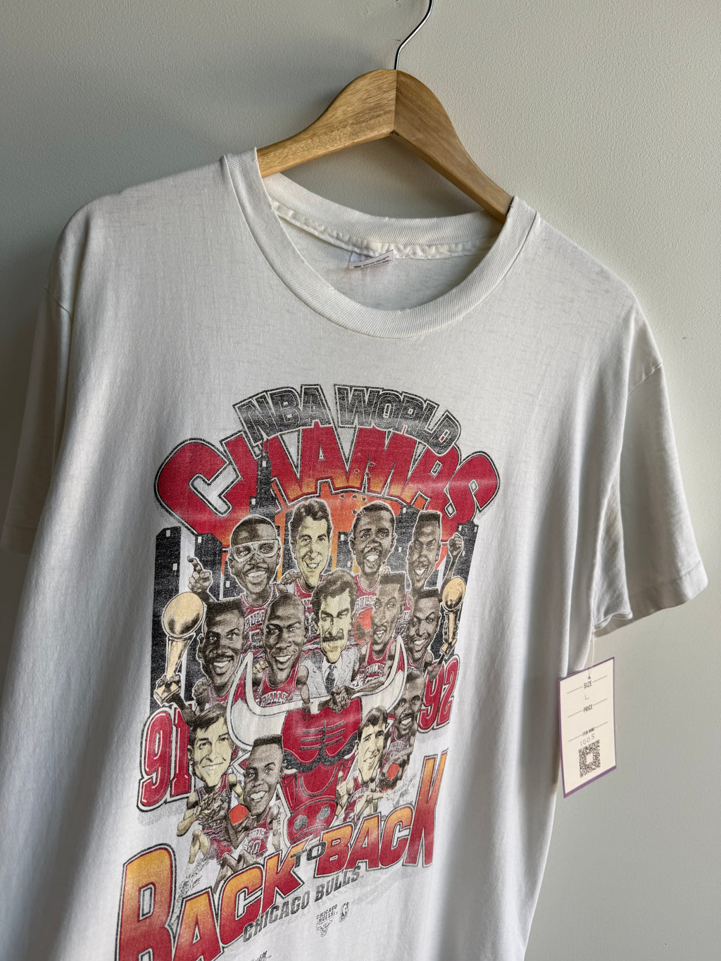 (L) Chicago Bulls Back to Back Tee