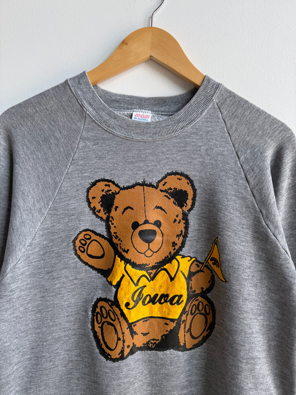(M) Iowa Hawkeyes Teddy Bear Crew