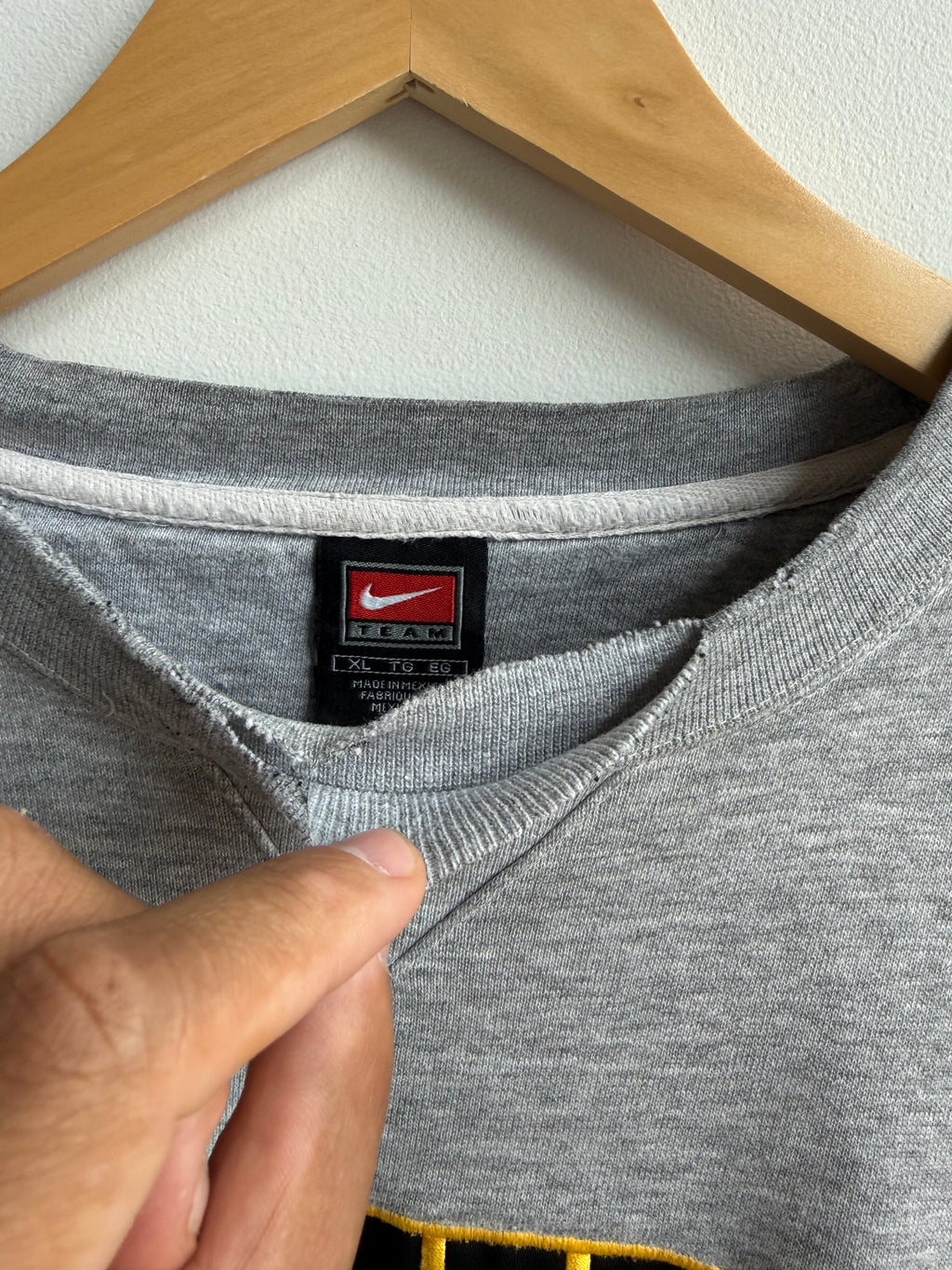 (XL) Nike Iowa Crew