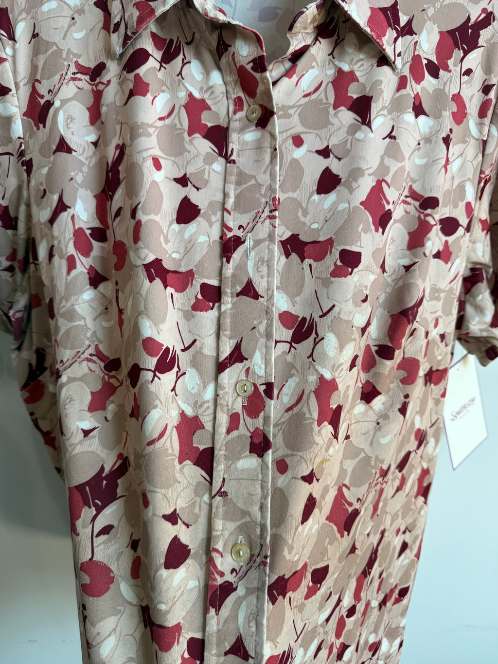 (L) Floral Button Up Shirt