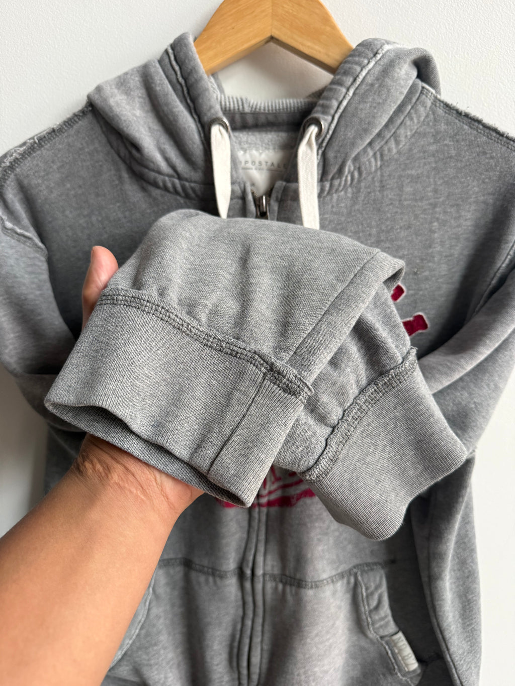 (L) Aeropostale Hoodie