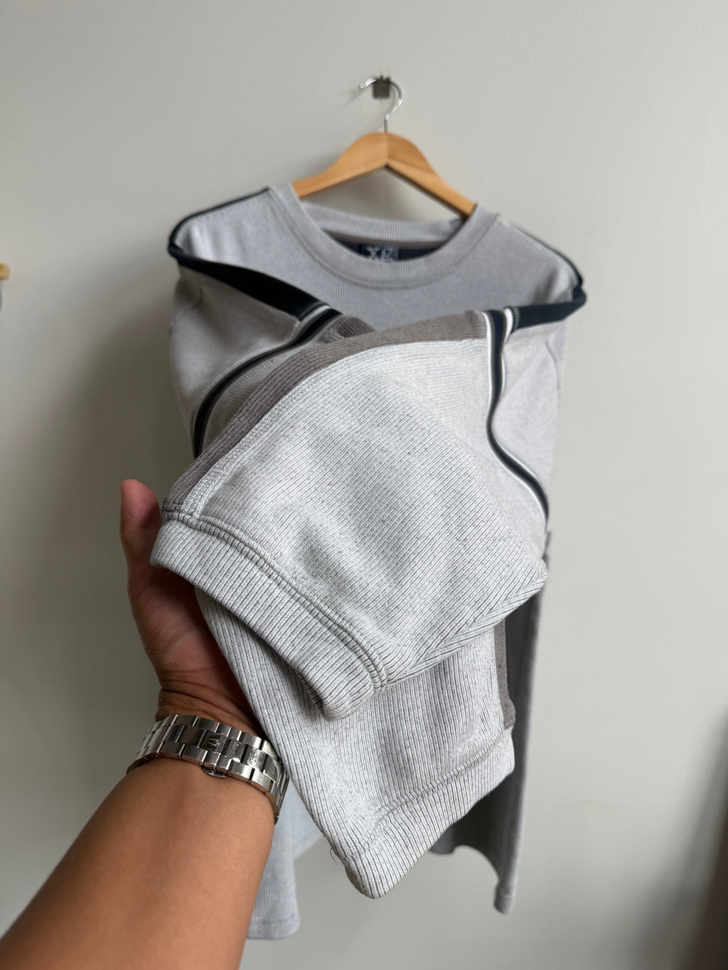 (XL) XG Sweater