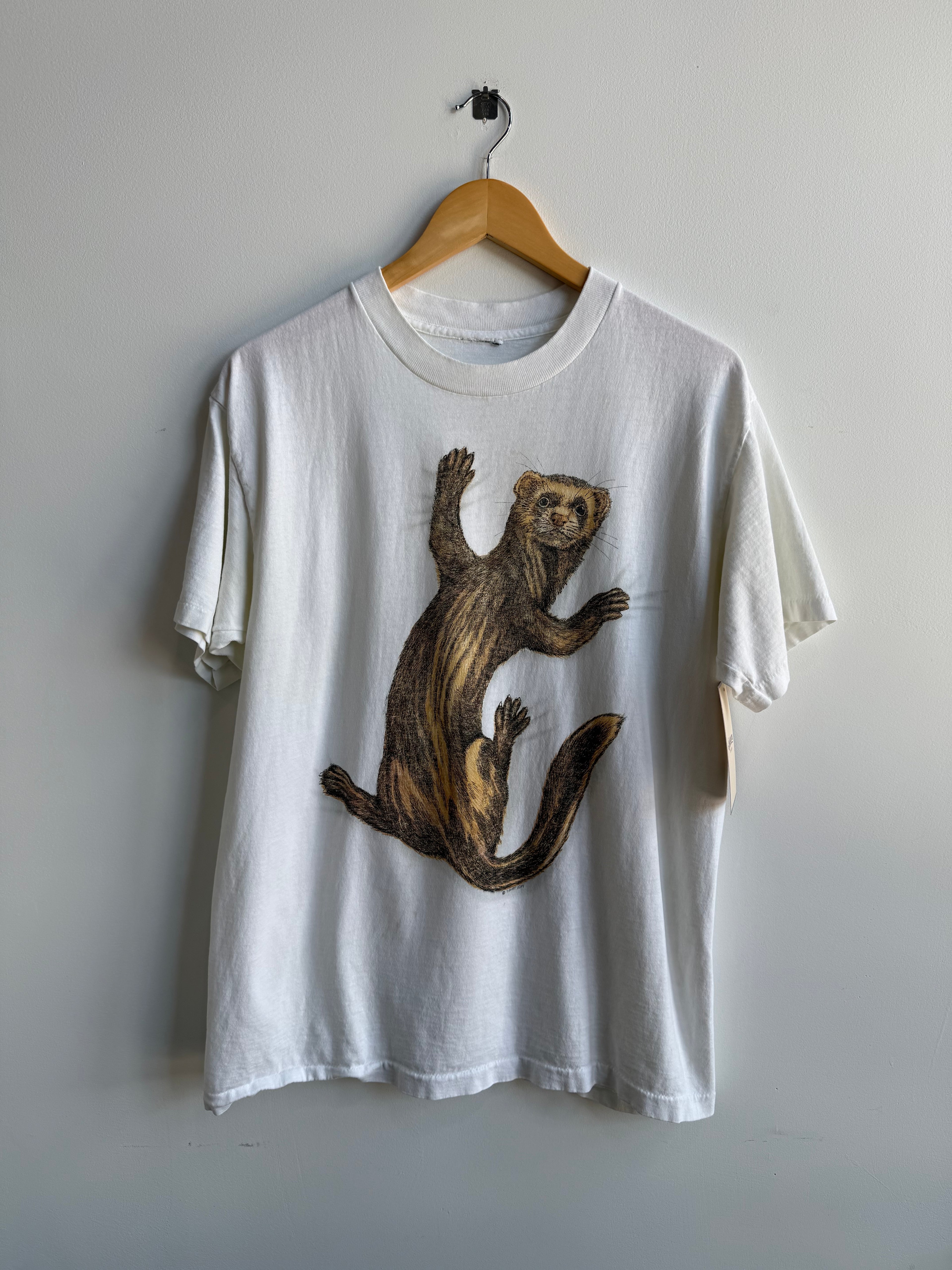 (L) Otter Tee