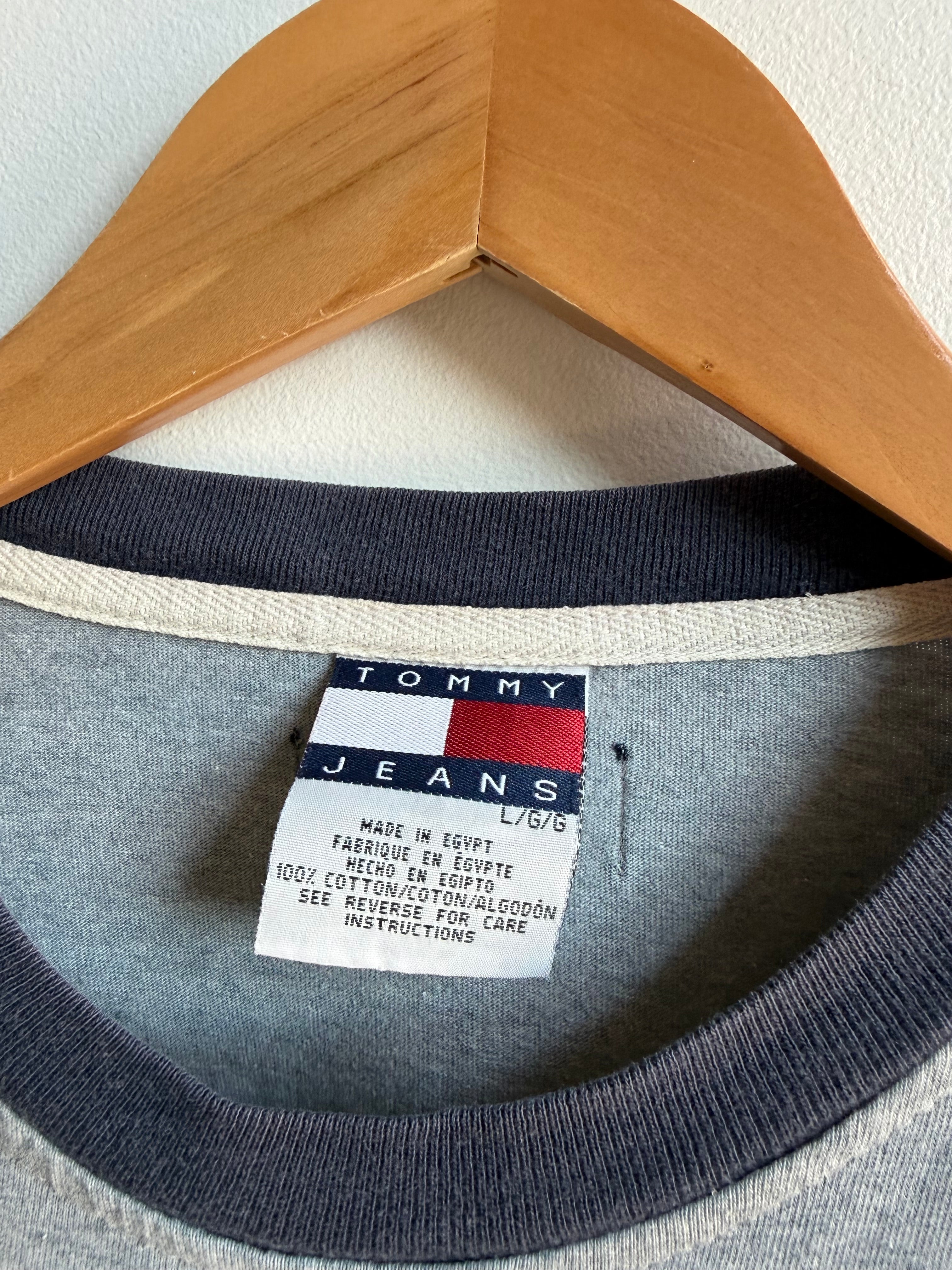 (L) Tommy Hilfiger Tee
