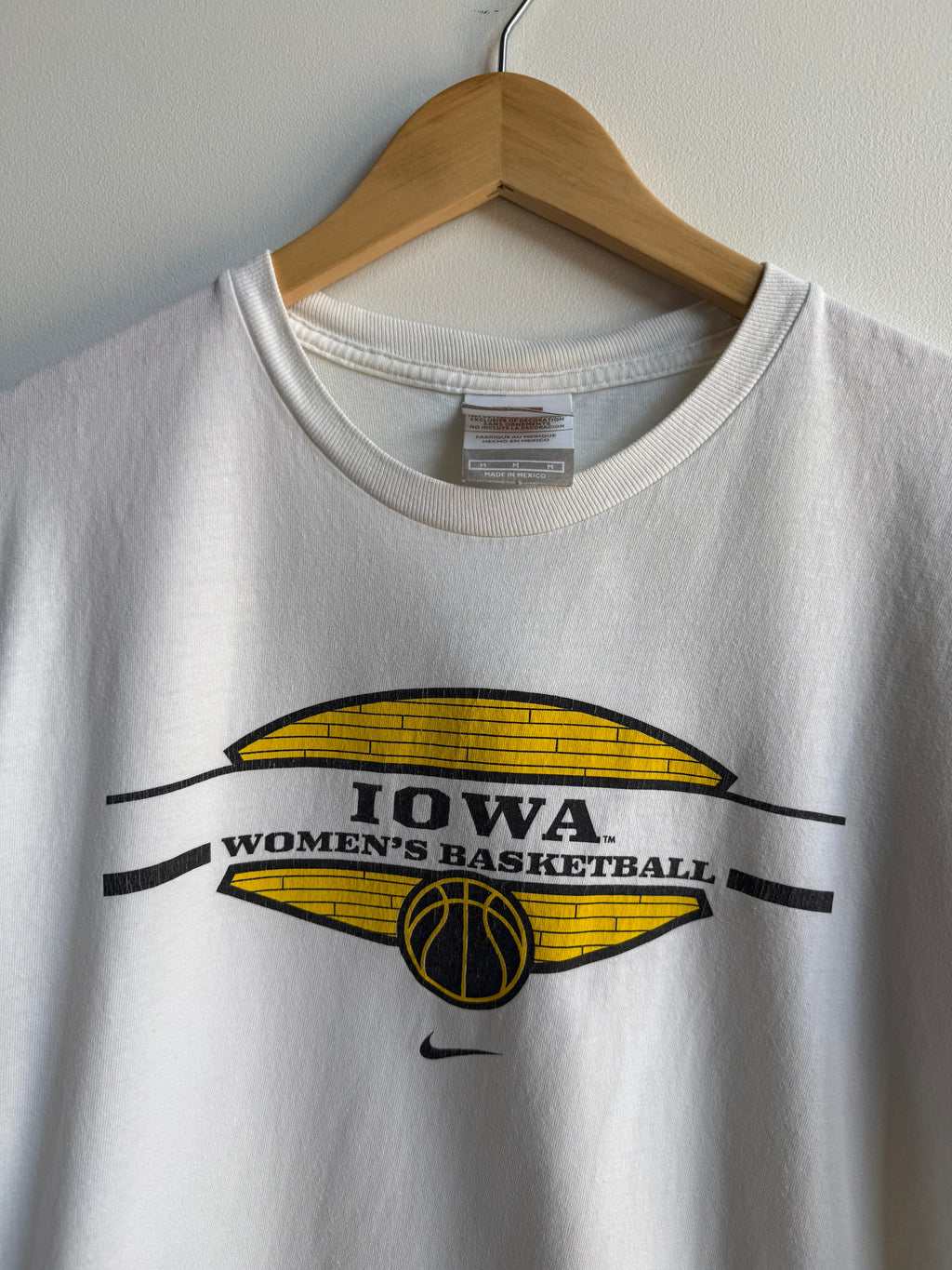 (L) Iowa Women’s Hoops Tee