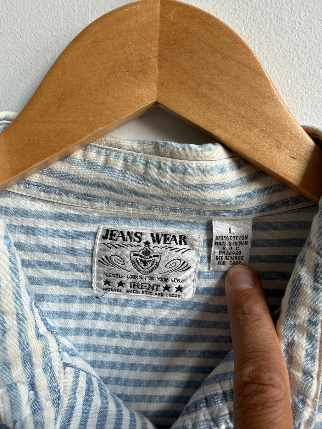 (L) Jeans Wear Shirt
