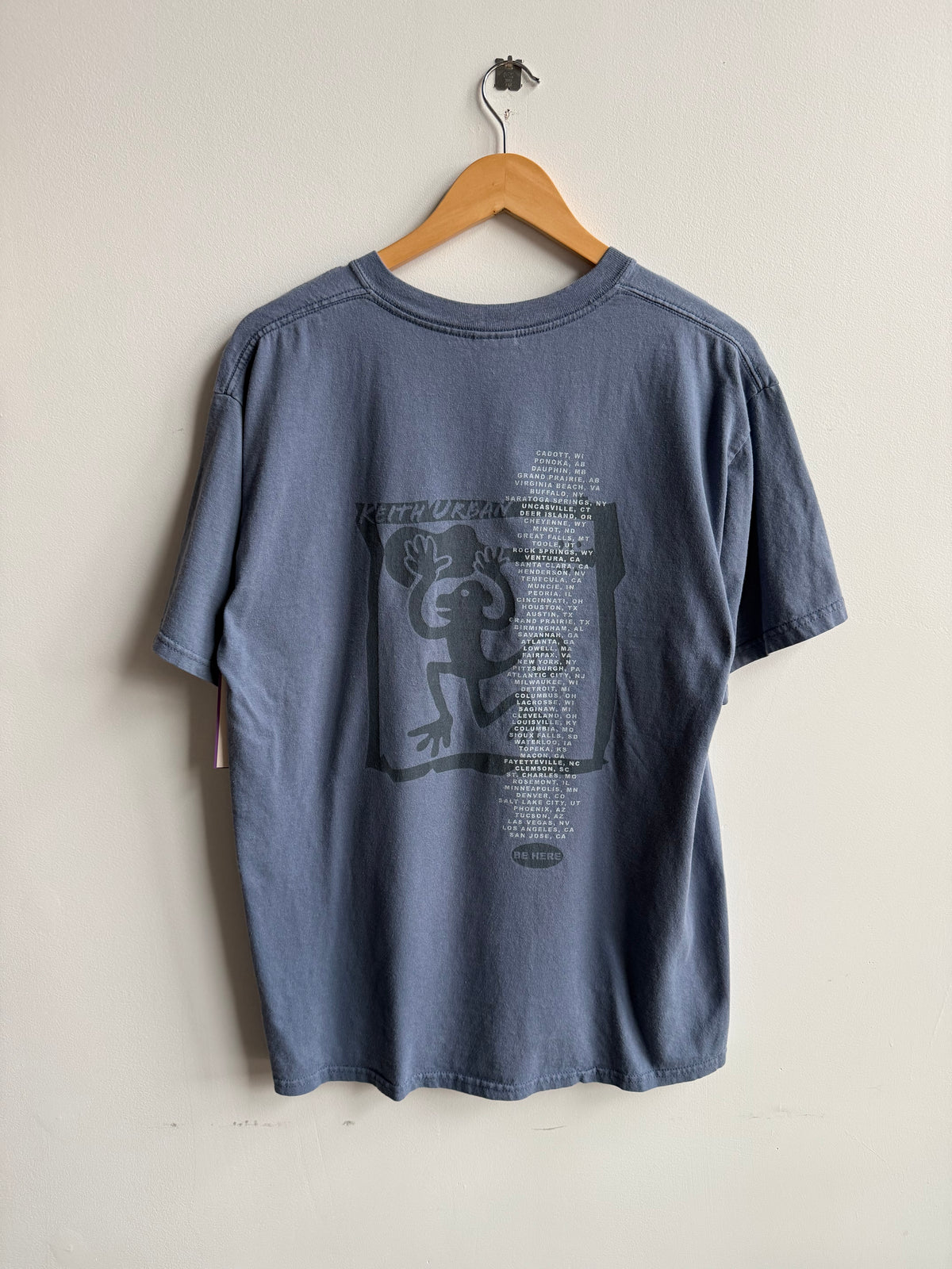 (L) Keith Urban Tee