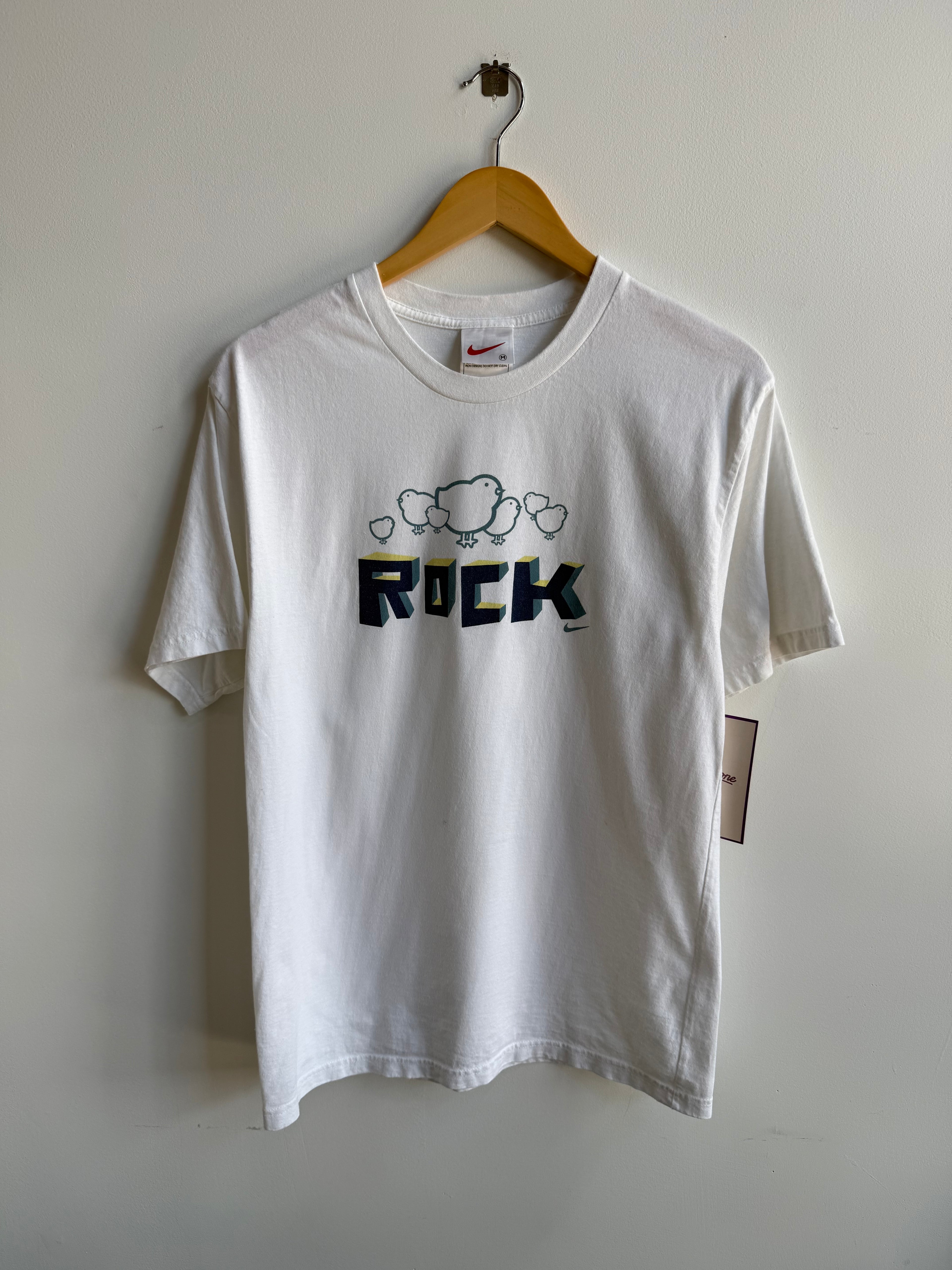 (M) Nike Chicks Rock Tee