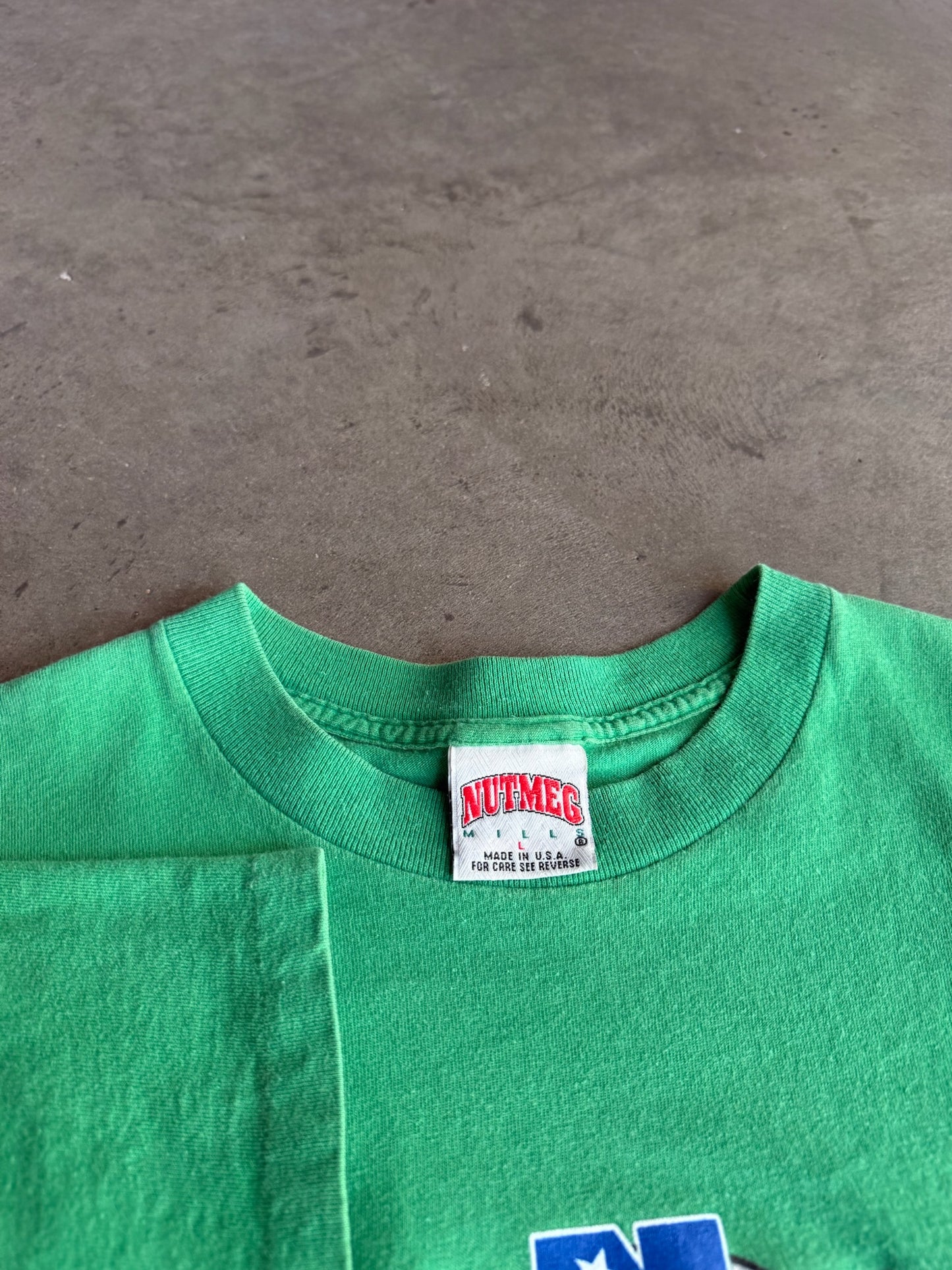 (L) Philadelphia Eagles Kelly Green Tee