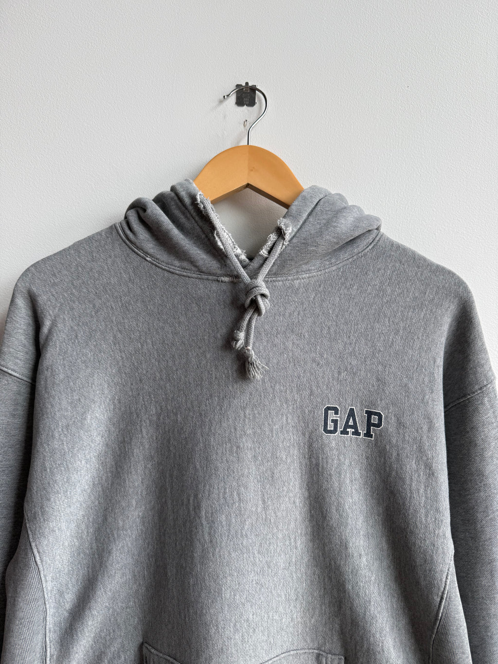 (M) Gap Hoodie