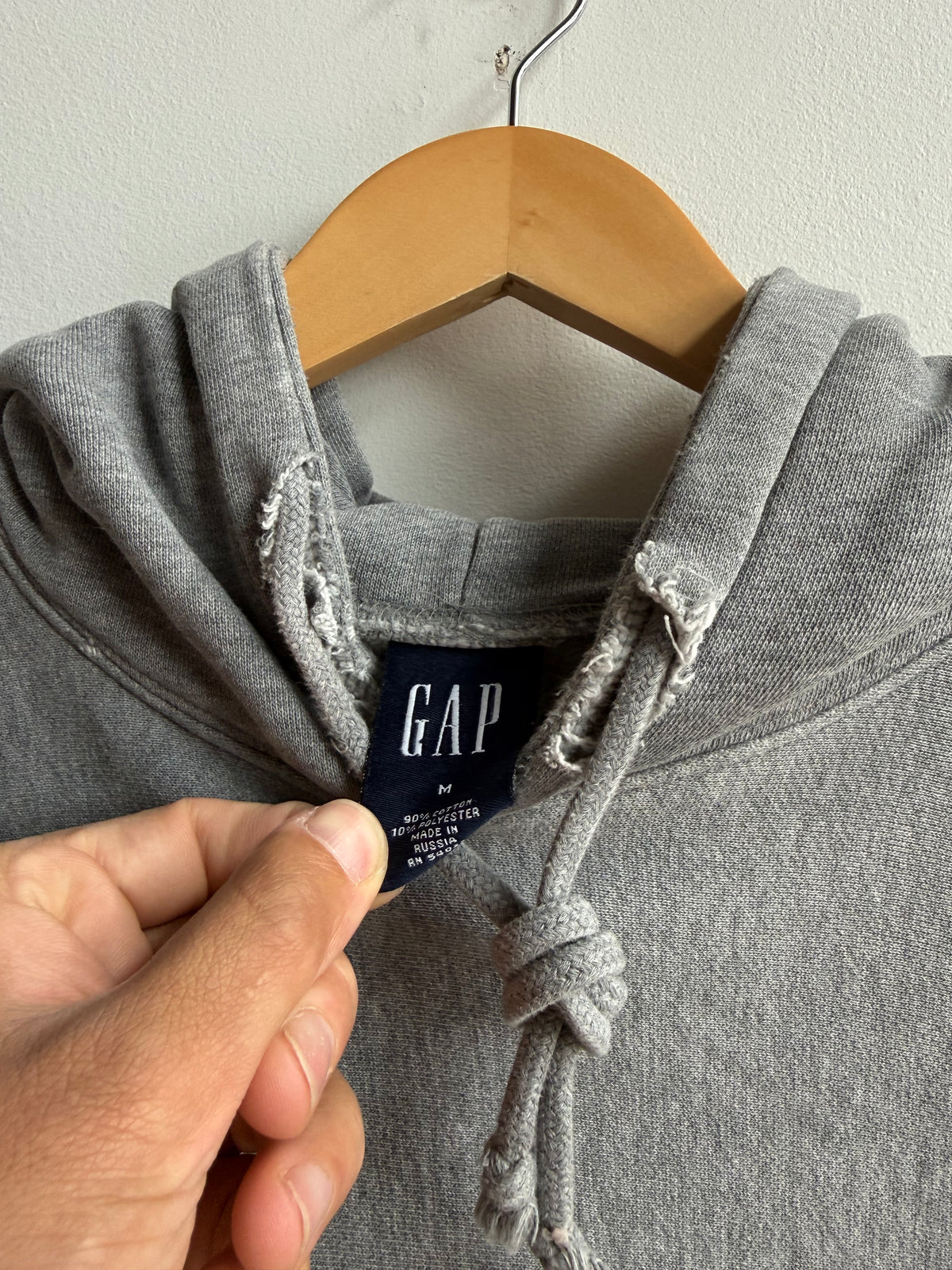 (M) Gap Hoodie