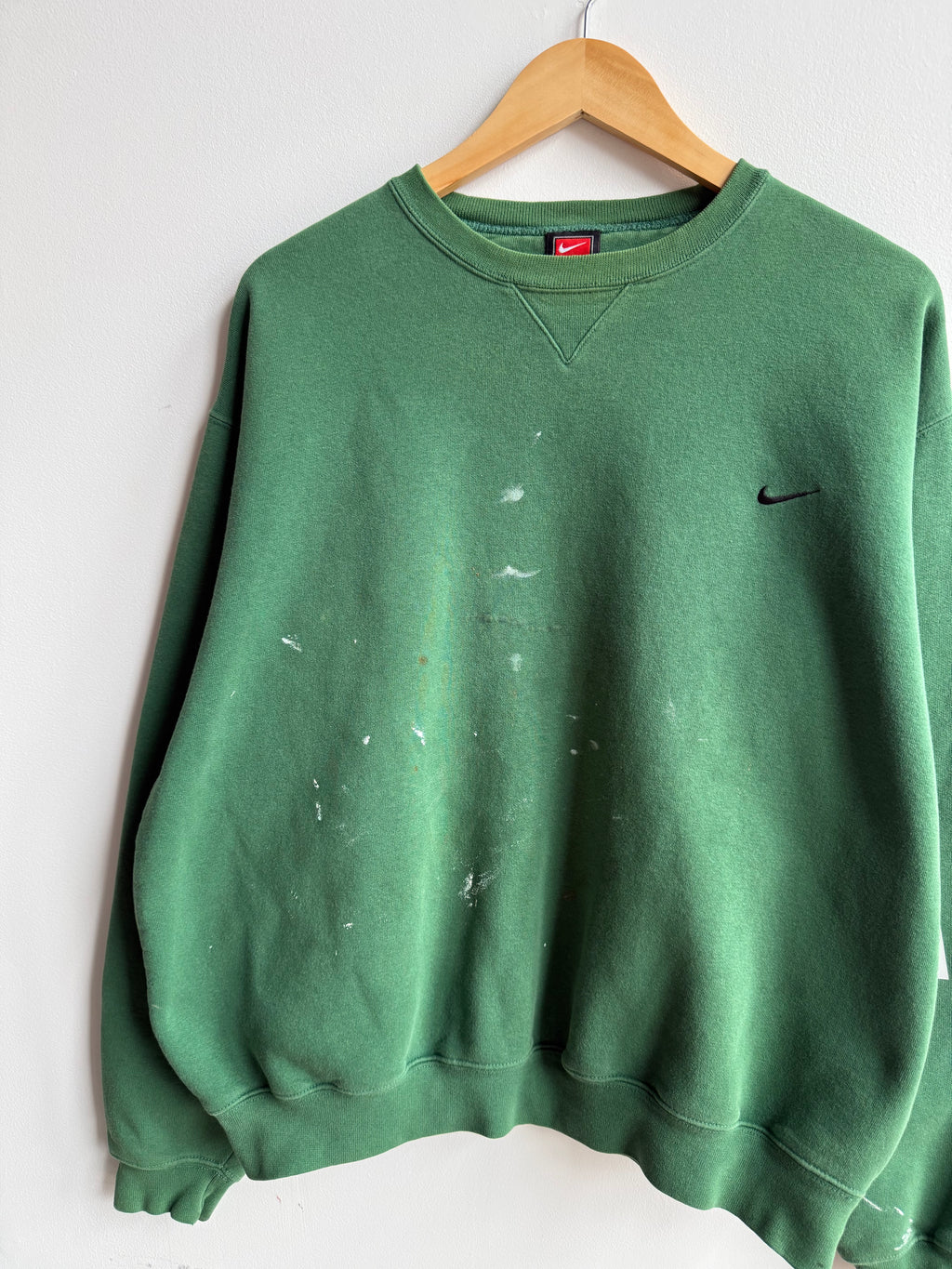 (M) Nike Crew
