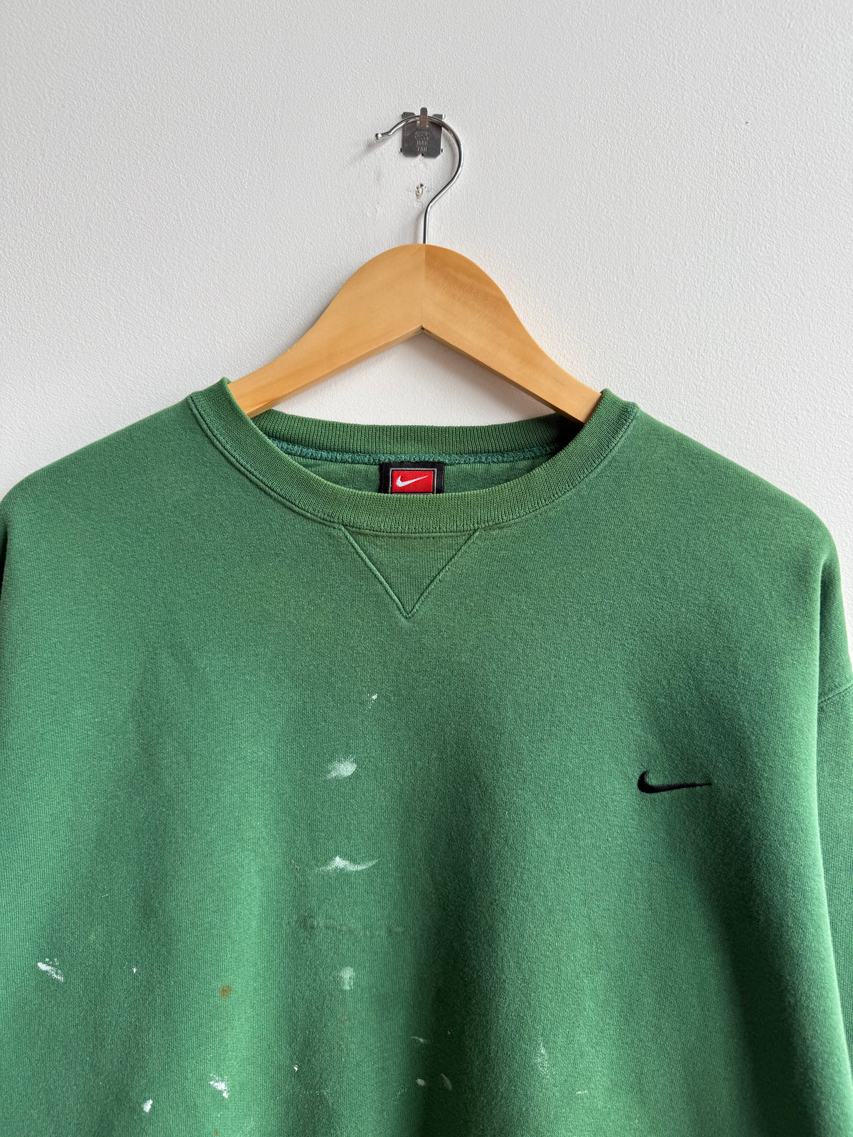 (M) Nike Crew
