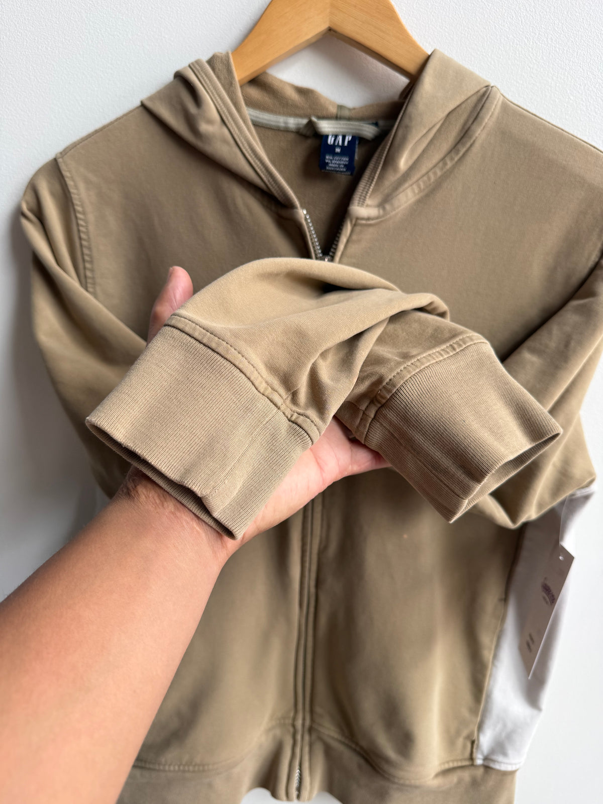 (M) Gap Zip Up Hoodie