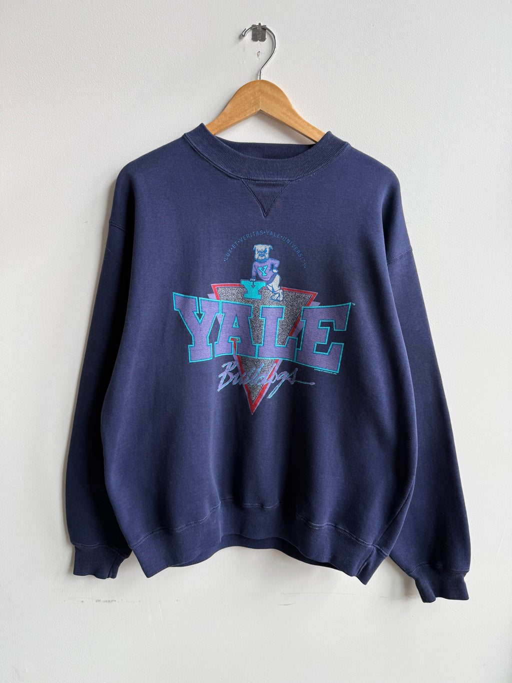 (XL) Yale Bulldogs Crew